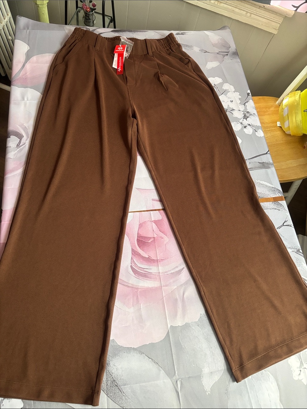 Woman’s Brown Relaxed Elastic-Waist Pants medium long pants